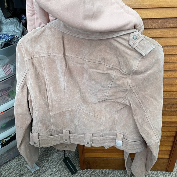 New jacket - Picture 5 of 5